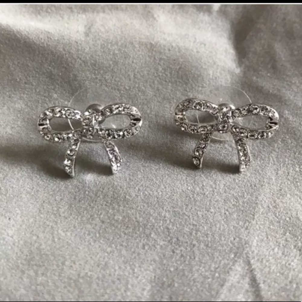 Bow Earrings